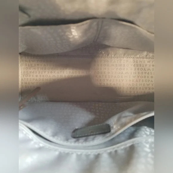 Kate Spade Gray Handbag. - Picture 3 of 4